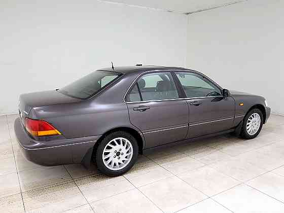 Honda Legend Luxury Youngtimer ATM 3.5 151kW Tallina