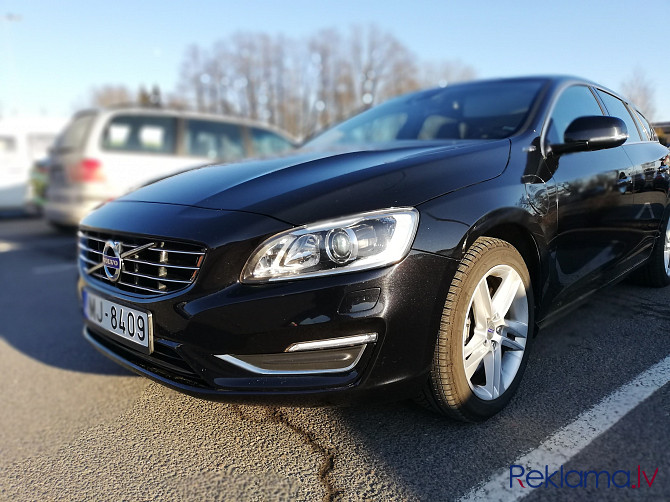 Pārdod Volvo V60 Plugin Hibrīdu Rīga - foto 1