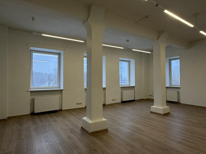 Iznomā biroja telpas Šmerlī, "Rīgas kinostudija" ēkā, 3. stāvā. Platība sastāv no vienas telpas. Kop Рига - изображение 11