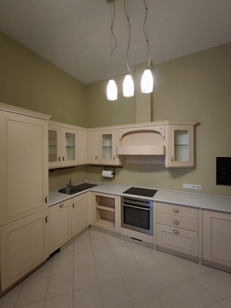 Продается 3-комнатная квартира в Посольском районе - Тихий центр. Просторная Рига - изображение 12