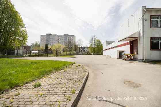 Аренда недвижимости в Кенгараге. Общая площадь здания 3628 м2. Первое здание Рига