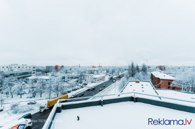 Birojs ar 3 telpām 7.stāvā Ganību dambī 36.  + 1 lielā telpa 48 kvm, 2 kabineti, katrs 14 Rīga - foto 8