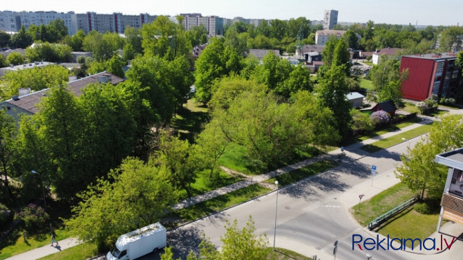 Iegādei pieejams zemes gabals Krasta masīvā, jauktas centra apbūves teritorijā.   Zemesgabals Rīga - foto 9