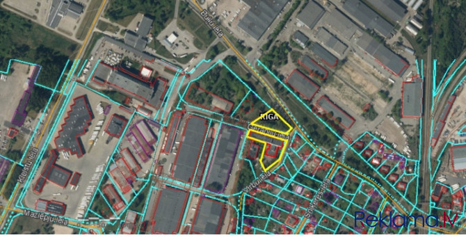 Pārdod 4 stāvu biroju ēku ar zemi 0.6350 ha.  Īpašumā ietilpst: (C) Buļļu iela 70a - parks Rīga - foto 9