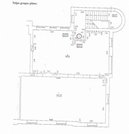 Pārdod telpas pirmajā stāvā. Nepieciešams kapitālais remonts. Fasādes māja Maskavas ielā, netālu no  Rīga