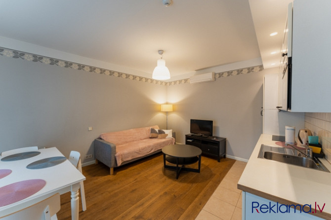 Pašā Jūrmalas centrā, Jomas ielā, piedāvājam īrēt apartamentus ar kopējo platību 62 m2. Jūrmala - foto 3