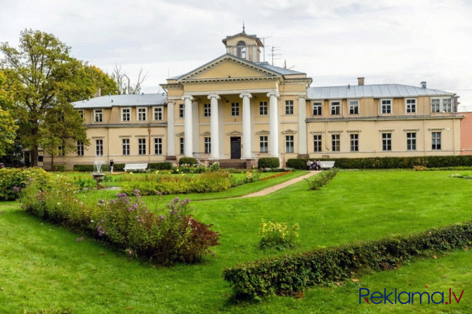 Tiek pārdota Krimuldas Muiža    Zemes gabals - 53ha Galvenās ēkas platība ir 2735m - trīs Sigulda - foto 2