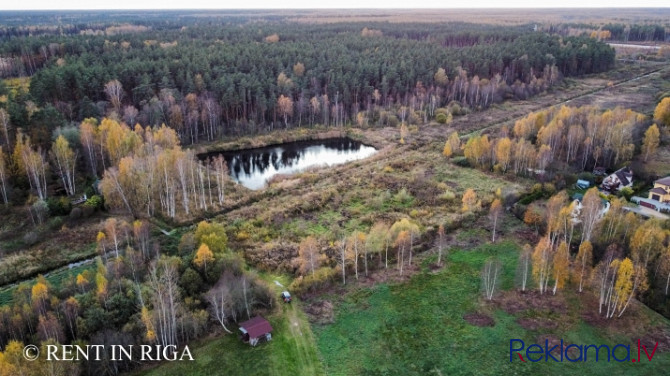 Продаётся земельный участок с водоёмом в Krogsils.  Площадь 19700 м   DzM - район Кекавская вол. - изображение 6