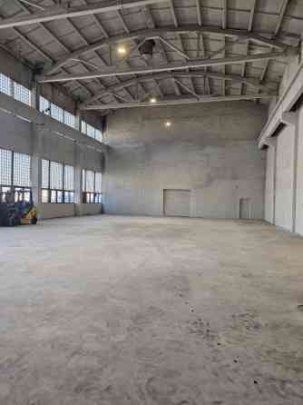 Available for rent are production/warehouse spaces on the first line of G. Dambis.  + 9-meter high c Rīga