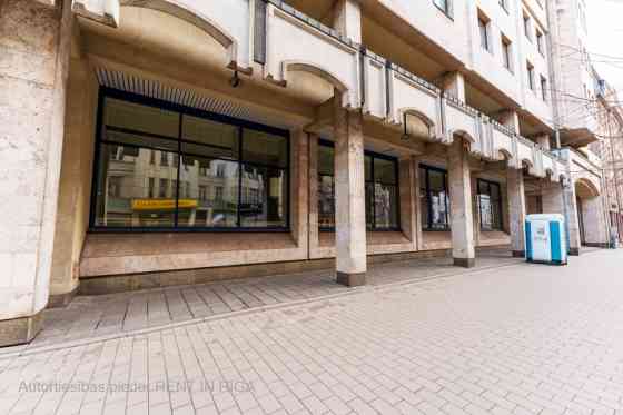 Retail space is available at Ģertrūdes Street 33/35, located between Tērbatas and Kr. Barona Streets Rīga