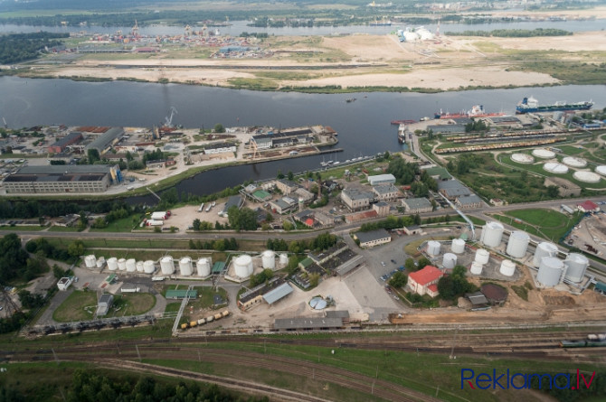 Piedāvājam uz nomu metāla konstrukcijas ražošanas telpas/angāru/garāžu/noliktavu.  Iznomā Rīga - foto 6