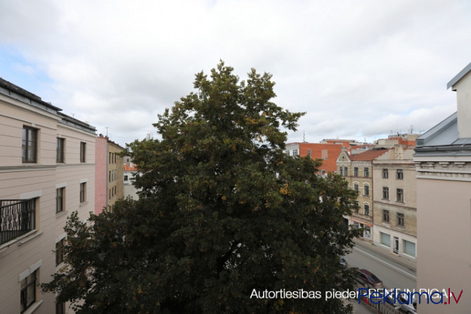 Pārdod 3-istabu dzīvokli Berga Bazāra rajonā.   + 2 izolētas guļamistabas; + garderobes Rīga - foto 9