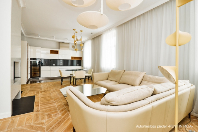 Elizabetes Rezidence - это одна из ярчайших жемчужин рижского архитектурного наследия. Рига - изображение 12