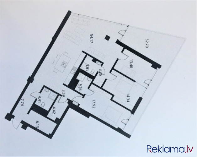 Apartamenti ar satreicošu panorāmas skatu un ar plašu terasi, unikālā projektā pašā Jūrmala - foto 9