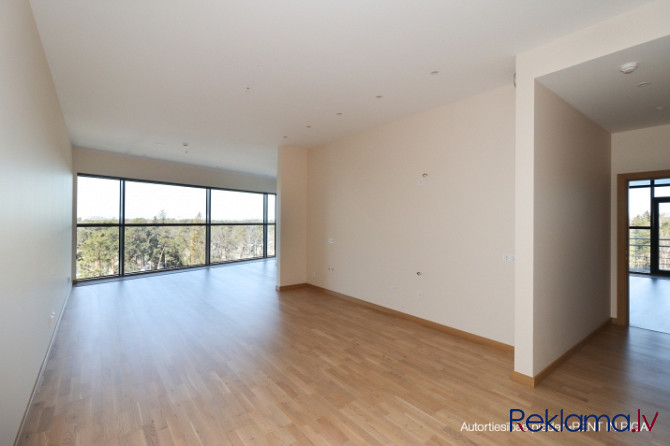 Apartamenti ar satreicošu panorāmas skatu un ar plašu terasi, unikālā projektā pašā Jūrmala - foto 8