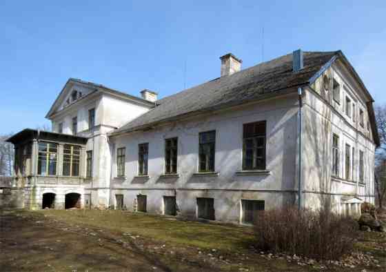 For sae is offered a real estate with a unique, historical value - Lestene Manor. Lestene is located Тукумс и Тукумский край