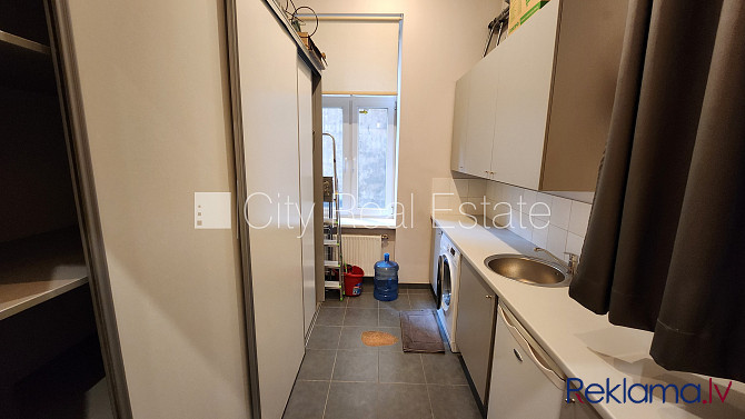 Fasādes māja, renovēta māja, ieeja no ielas, luksuss apartamenti , ir lifts, kāpņu telpa pēc Rīga - foto 12