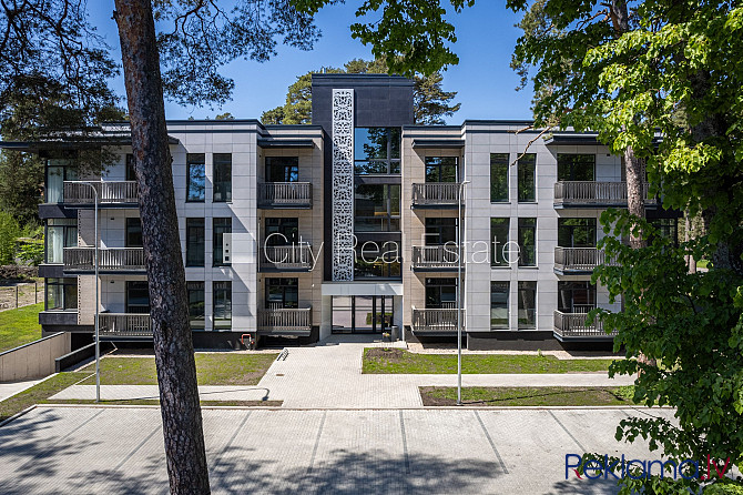 Jaunceltne, labiekārtots apzaļumots pagalms, slēgts pagalms, ir lifts, balkons, istabas Jūrmala - foto 12