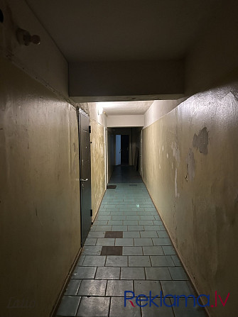 Pārdod dzīvokli specprojekta ķieģeļu mājā. 
Plastmasas pvc logi, balkons. 
Visas Rīga - foto 5