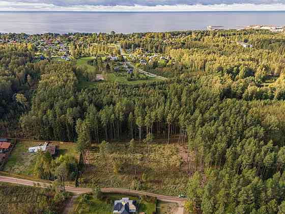 Pārdod zemi apbūvei izcilā vietā! Pieejami divi zemesgabali, kurus apvienojot, iegūst plašu 6545 m t Limbaži un Limbažu novads