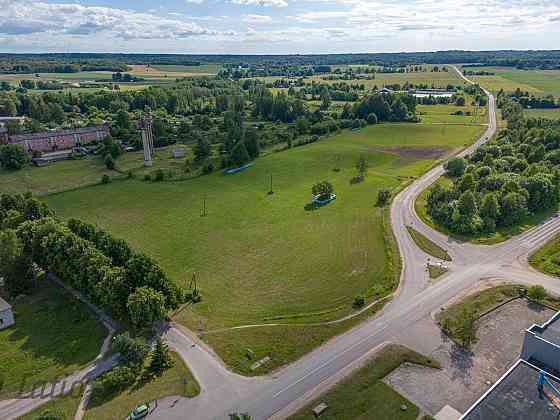 Lielisks investīciju objekts -zeme, kas jau sadalīta 16 apbūves gabalos: Ozolu iela1 un Ozolu iela 2 Kuldīga un Kuldīgas novads